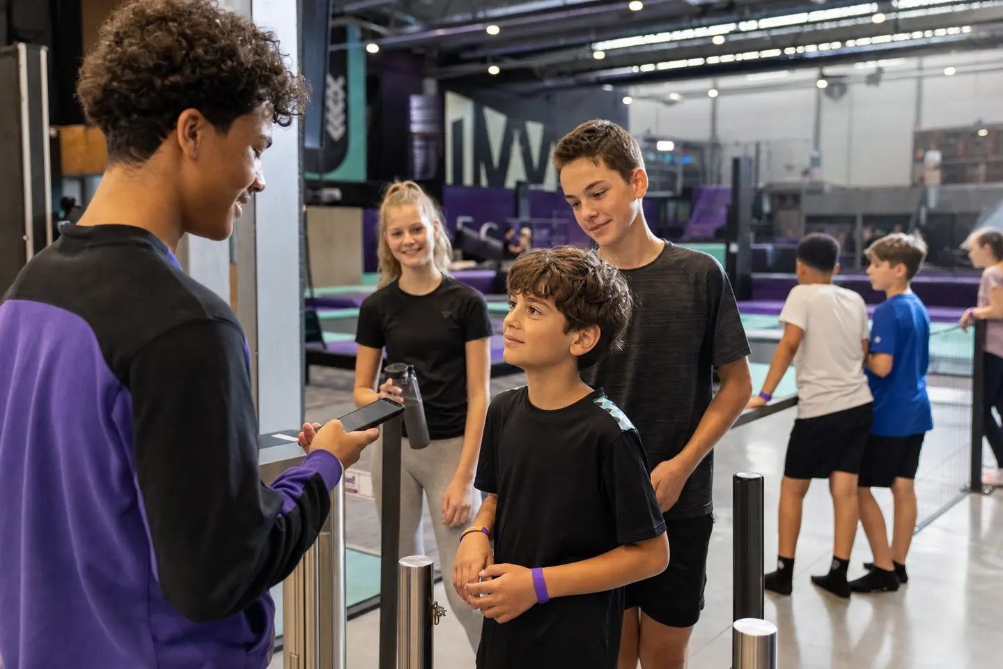 Ticketcontrole bij een indoor activiteitencentrum